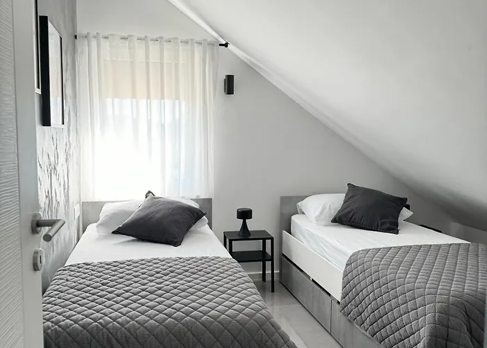 Rojena Valo Apartamento